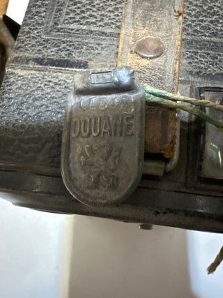 Cámara Zeiss Antigua con Estuche Marrón