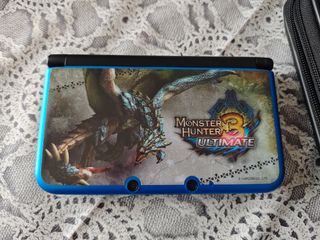 Nintendo 3DS XL Blu + Custodia Luigi in omaggio