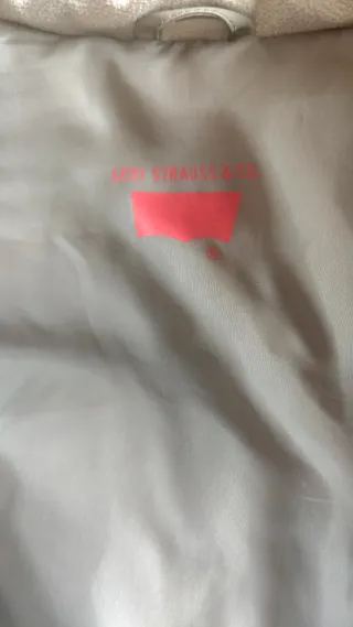 Abrigo Levi's verde oliva Talla entre una M y L