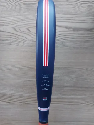 Pala pádel Fila The Leavis con funda