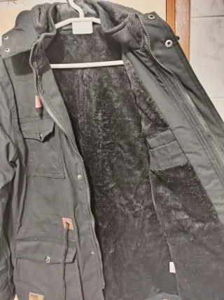 Abrigo grueso de algodón negro