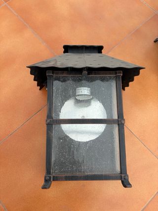 Juego de 2 lámparas techo y pared.