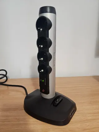 Regleta Wifi Vertical con USB