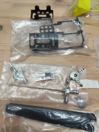 Helicóptero RC Esky RC Lama V3