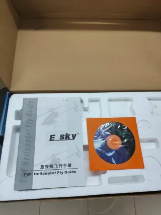 Helicóptero RC Esky RC Lama V3