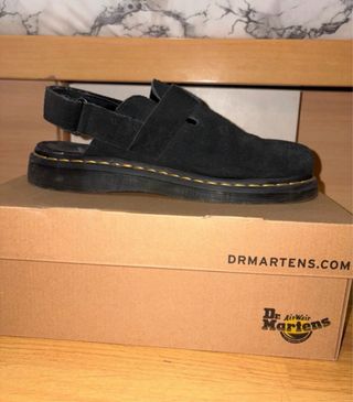 Zuecos Dr. Martens Negros