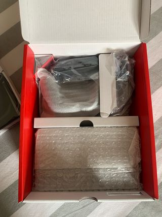 Nintendo Switch OLED NUOVA senza utilizzo