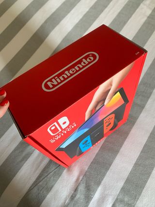 Nintendo Switch OLED NUOVA senza utilizzo