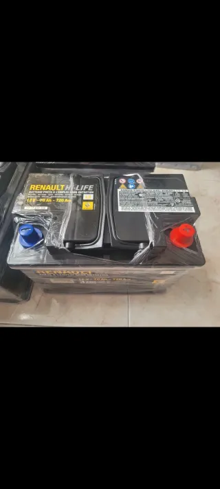 Baterías 70amperios agm o efb con 700 de arranque