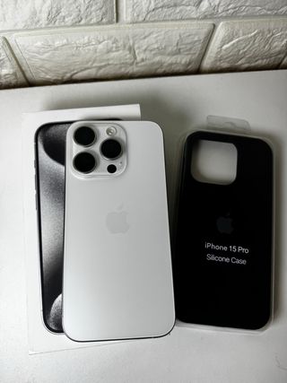 iPhone 15 Pro · 128 GB · Titanio Blanco