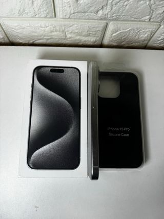 iPhone 15 Pro · 128 GB · Titanio Blanco