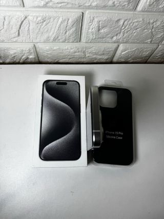 iPhone 15 Pro · 128 GB · Titanio Blanco