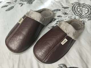 Zapatillas 45-46 de estar por casa A ESTRENAR