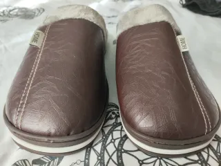 Zapatillas 45-46 de estar por casa A ESTRENAR