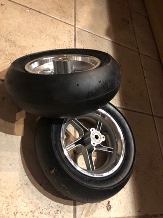 Juego ruedas minimoto