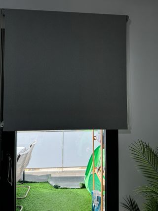 Estor enrollable opaco gris 105x250cm LeroyMerlin