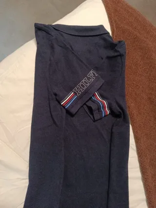 Polo Tommy Hilfiger azul niño