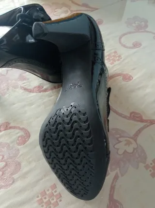 Botines charol Geox negros