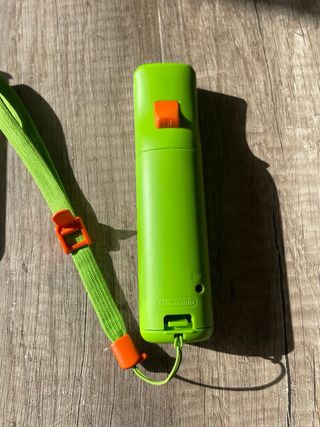 Mando Wii Remote Plus Yoshi Wii U