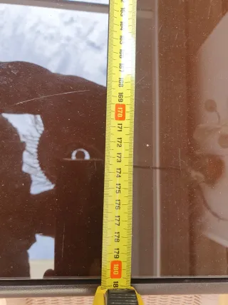 Mesa de exterior de cristal y metal