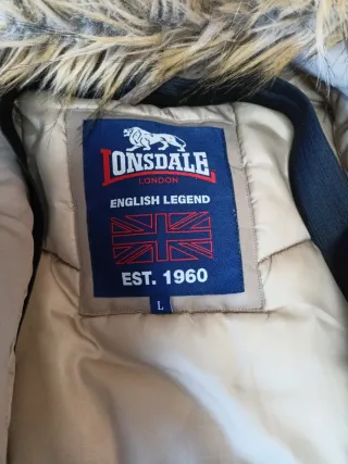 Abrigo Lonsdale Beige con Capucha y Pelo