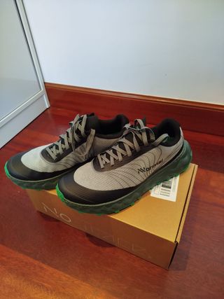 Zapatillas Trail NNormal Tomir 2.0 T.43 1/3 Nuevas