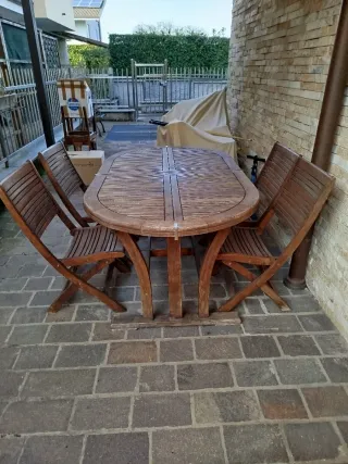 Tavolo allungabile da giardino con 6 sedie