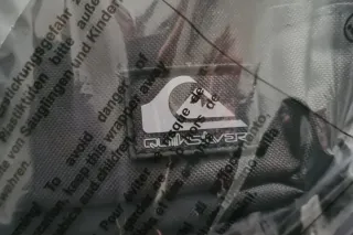 Bolso riñonera Quiksilver negro