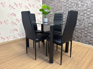 Pack Comedor Negro Mesa y 4 Sillas ¡NUEVO TOP!