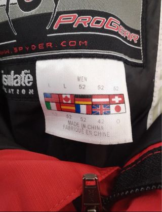 Pantalón de esquí Spyder rojo . Ropa ski.