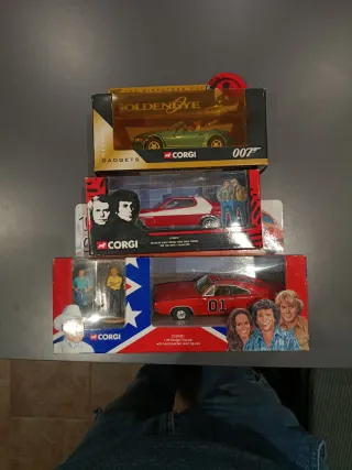 Modellini Corgi 007 e Hazzard e Gran Torino