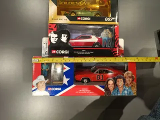 Modellini Corgi 007 e Hazzard e Gran Torino