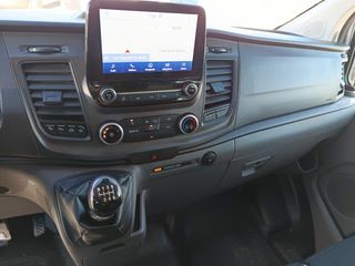 Ford Transit CUSTOM MHEV COMBI 9 PLAZAS 130 CV ECO