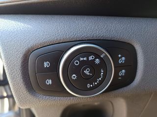 Ford Transit CUSTOM MHEV COMBI 9 PLAZAS 130 CV ECO