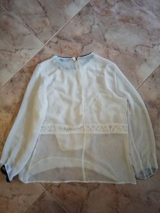 Blusa de encaje