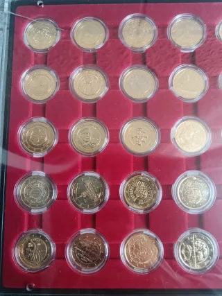 2 Euros Bañados en Oro Varios Años