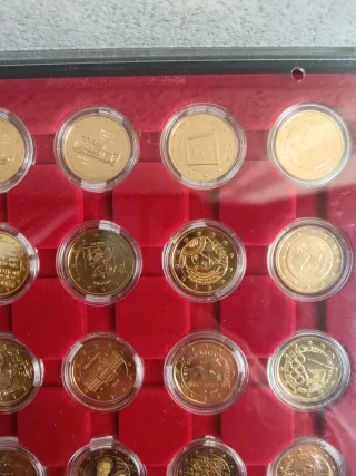 2 Euros Bañados en Oro Varios Años