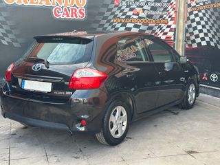 TOYOTA Auris 1.8 Hybrid Active