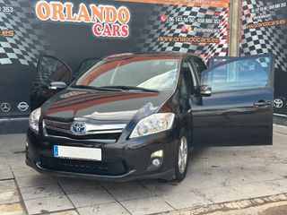 TOYOTA Auris 1.8 Hybrid Active