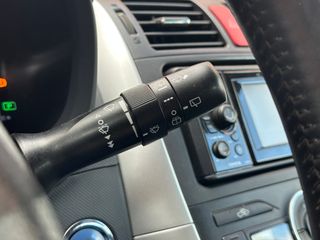 TOYOTA Auris 1.8 Hybrid Active