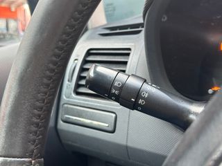 TOYOTA Auris 1.8 Hybrid Active