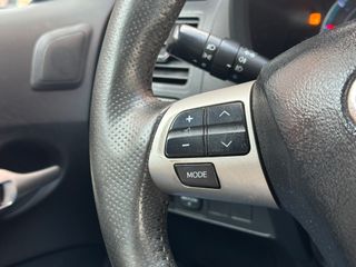 TOYOTA Auris 1.8 Hybrid Active