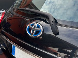 TOYOTA Auris 1.8 Hybrid Active