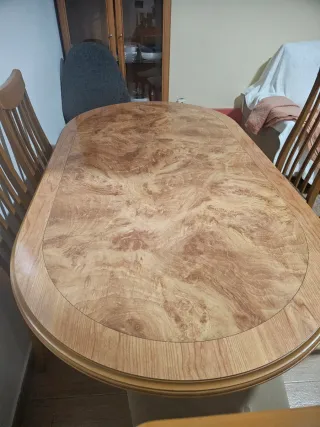 Mesa comedor y 5 sillas madera
