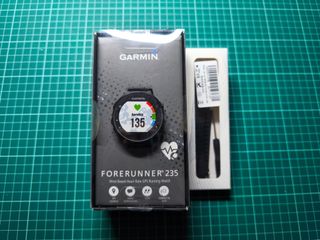Reloj Garmin Forerunner 235 Negro