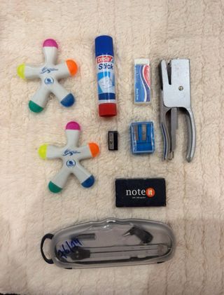 Conjunto de Material de desenho e pintura