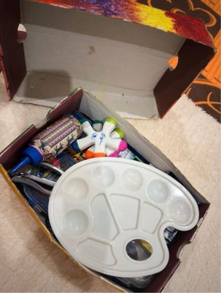 Conjunto de Material de desenho e pintura