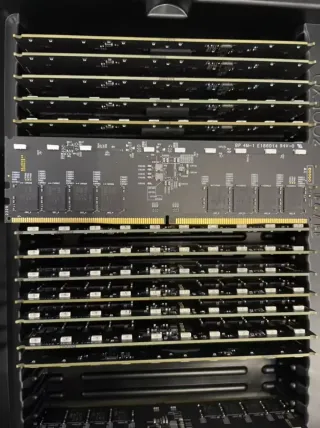 Corsair VENGEANCE RGB DDR5 32GB 5200MHz