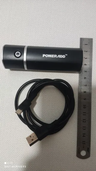 Batería Externa POWERADD Portátil + cable.