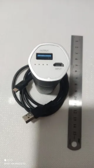 Batería Externa POWERADD Portátil + cable.